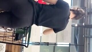 Candid Hot MILF Bends over at Checkout