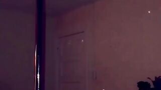 Pole Twerking