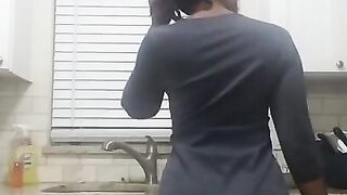 EBONY DANCES IN SEXY DRESS AND MASTURBATES