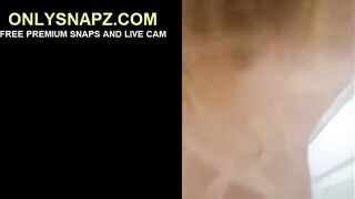 SNAPCHAT HOT TEEN - STEPMOM FUCKED IN BATHROOM