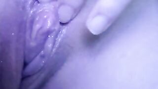 Fingering my Extremely Wet Pussy