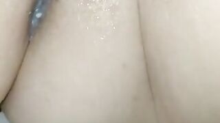 PINAY NILABASAN AGAD SA BAGONG VIBRATOR