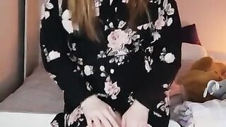 Please Dont let me Wait to much Im Horny