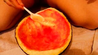 Pissing Fetish Mature Busty MILF with Hairy Pussy Retro Freaks