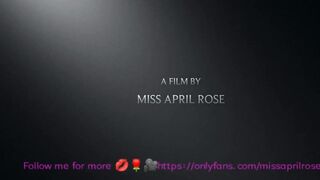 Introducing miss Aprilrose ???????????????? your Hot and Horny Housewife