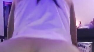 Sexy Amateur slut sucks, fucks and get a creampie