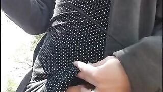 I Masturbate outside and get Caught!!