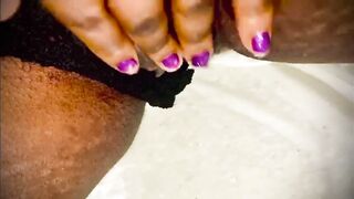 DELICIOUS PUSSY NEED BIG COCK