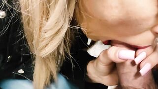 MILF makes a Quick Blowjob and Swallow a Huge Load of Hot Cum