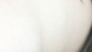 【個撮】乳首がきれいなお姉さんを焦らしながら手マン
