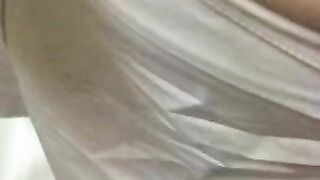 ムラムラして洗い物中の妻にそのまま激しい立ちバックで種付け