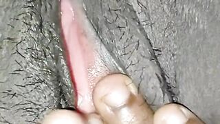 Morning time fingering my pussy