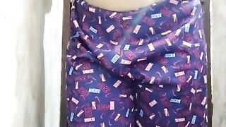 Indian Hot girl friend want to suck boobs and cum shots