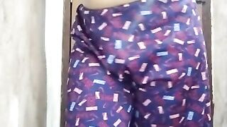 Indian Hot girl friend want to suck boobs and cum shots