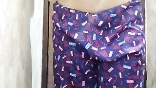 Indian Hot girl friend want to suck boobs and cum shots