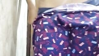 Indian Hot girl friend want to suck boobs and cum shots
