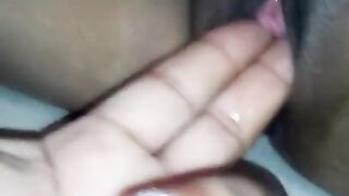 La Mujer De Mi Vecino Me Pega Una Mamada Muy Rica