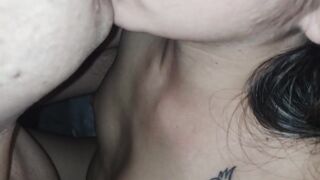 MARIDO CORNUDO LIMPIA SEMEN MIRON