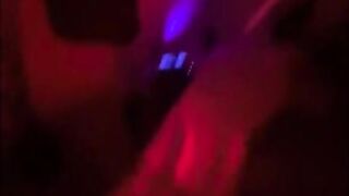 My boyfriend fists my pussy and make me squirt