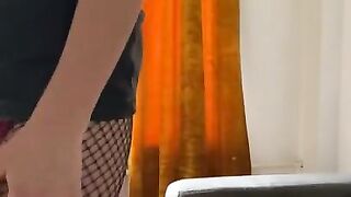 Solo Big Ass White Girl striptease in fishnets and heels @alamarstar on onlyfans