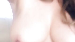 Watch me strip, dirty talk, and SQUIRT!
