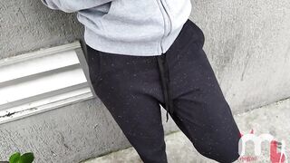 I met a girl at the mall and took her to the car, she had the biggest clitoris I've ever seen!