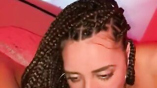 Thewhitegirlslyer