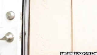 Wow babe that's a nice body you have there... - black porn