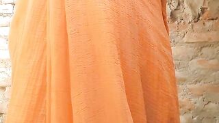 Cute and hot bhabhi fingering her cremei tight pussy