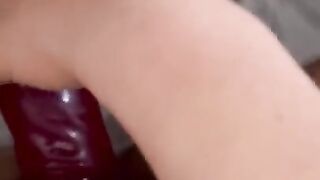 Love shoving this in my pussy..hit ????