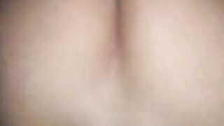 کیرشو کرده تو کونم منم قر میدم کونمو (prone bone anal