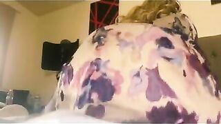Ebony StripTease In A Silk Robe