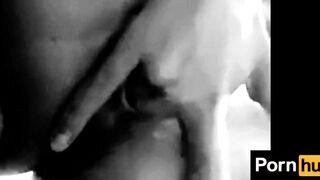 Me masturbo en la oscuridad hasta tener miles de orgasmos ????????????????????????
