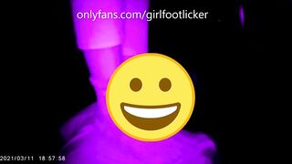 I invite a random girl in the street if she wanna trample me and lick her feet in a cinema preview