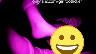 I invite a random girl in the street if she wanna trample me and lick her feet in a cinema preview
