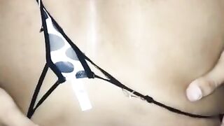 जवान गोरो मान्छे सेक्सी श्यामला कडा घुसाउँछ