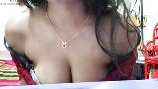 Desi horny bhabhi wants a big cock for fuck her pussy