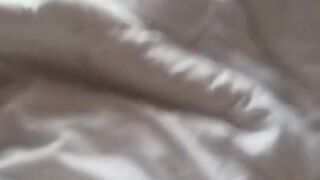 Много спермы на большую попку