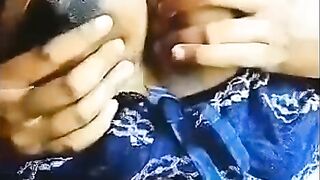 Ethiopian habesha sexy girl showing her body