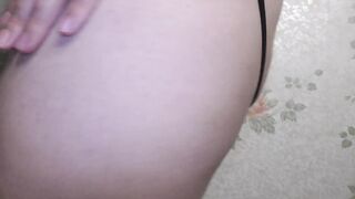 BBW MILF with a hairy pussy showing close up her unprotected creampie dripping from pussy!