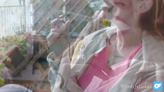 Pink lipstick, pink outfit and pink stains on the cigarette ????????????