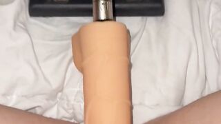 kitten and her thrusting machine