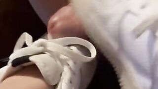 Nike shoejob
