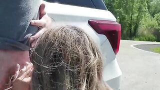 Amateur Hot Girl Gives Blowjob On Roadside