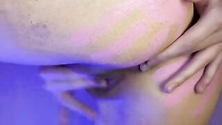 Sexy girl self fuck in ass