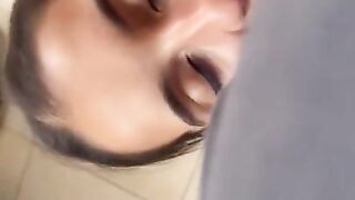 La coquine étudiante veux deux bites et du sperme