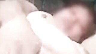 أحب أن يكون كس بلدي مفتوحًا وسكب السائل المنوي في فمي أو في فمي