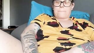 BBW MILF step mom masturbation finger fuck