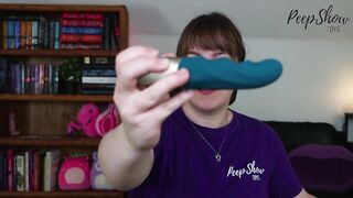 Sex Toy Review - Fun Factory Stronic Petite Pulsating Silicone Dildo, courtesy of Peepshow Toys!