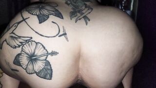 Big booty pawg rides bbc for a creampie